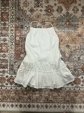 Abercrombie & Fitch White Lightweight Tie-Back Camisole